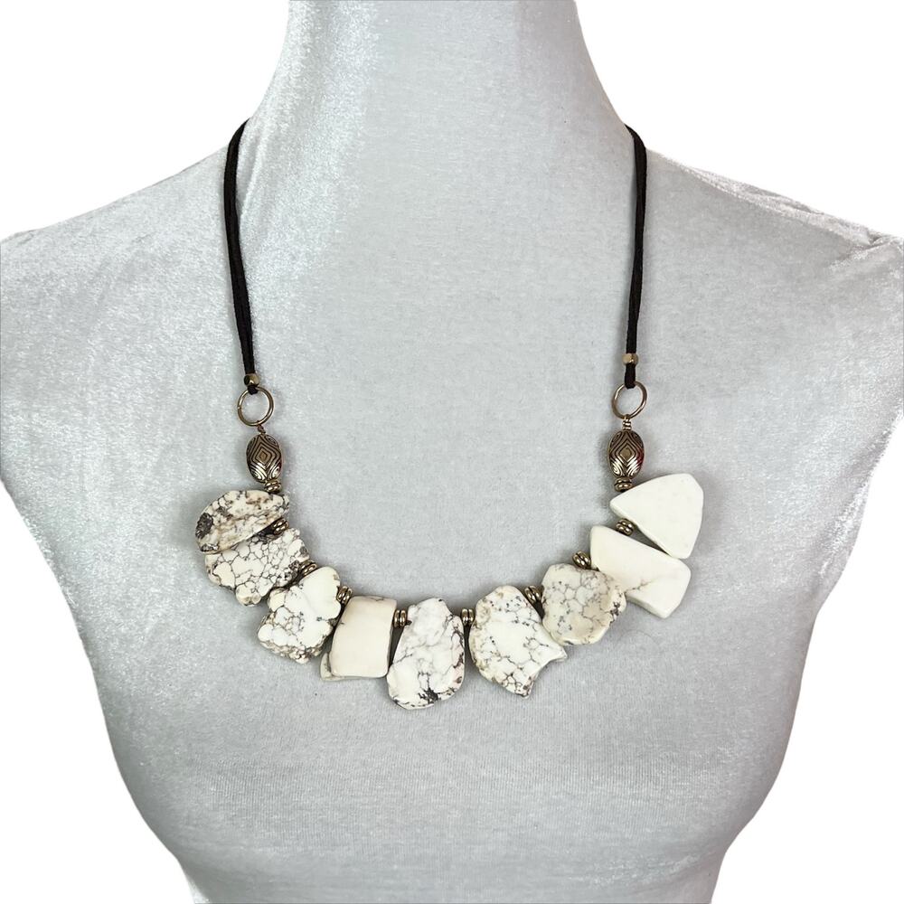 New Chipped White Marble Rock Stone Leather Strand Necklace